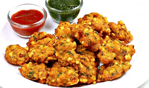 ऐसे बनाएं मूंग के पकोडें