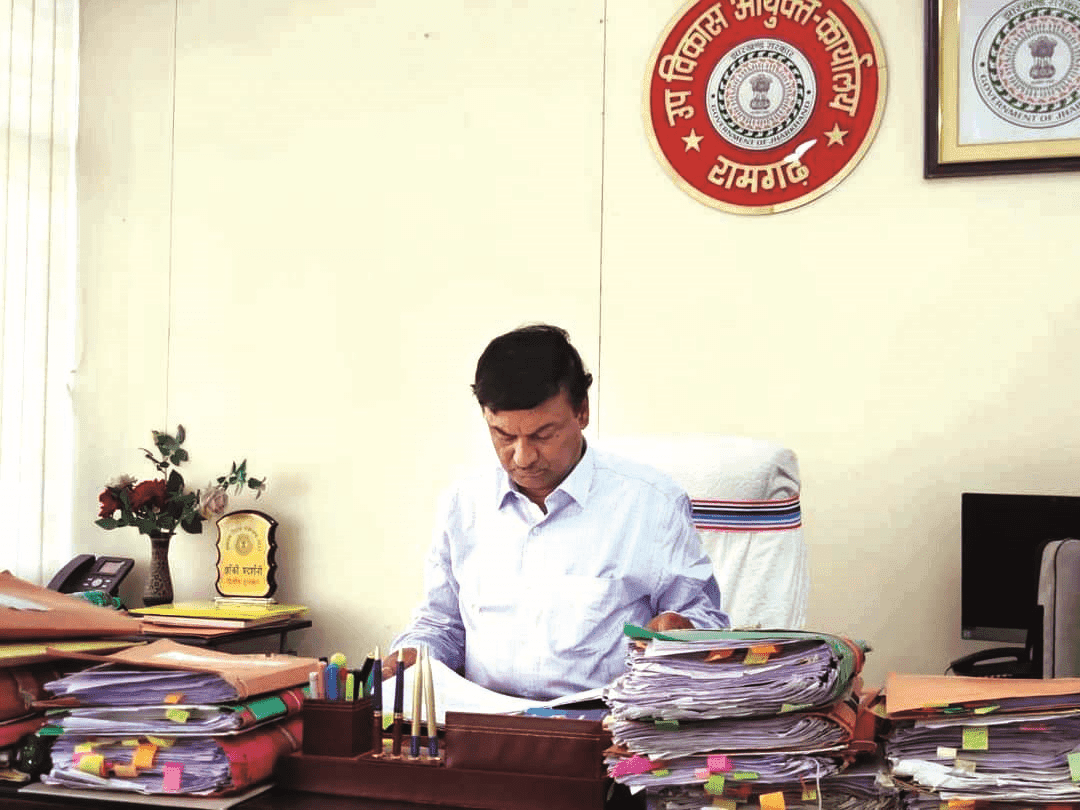 डीडीसी ने अनुसूचित जाति एवं अनुसूचित जनजाति मामलों की समीक्षा