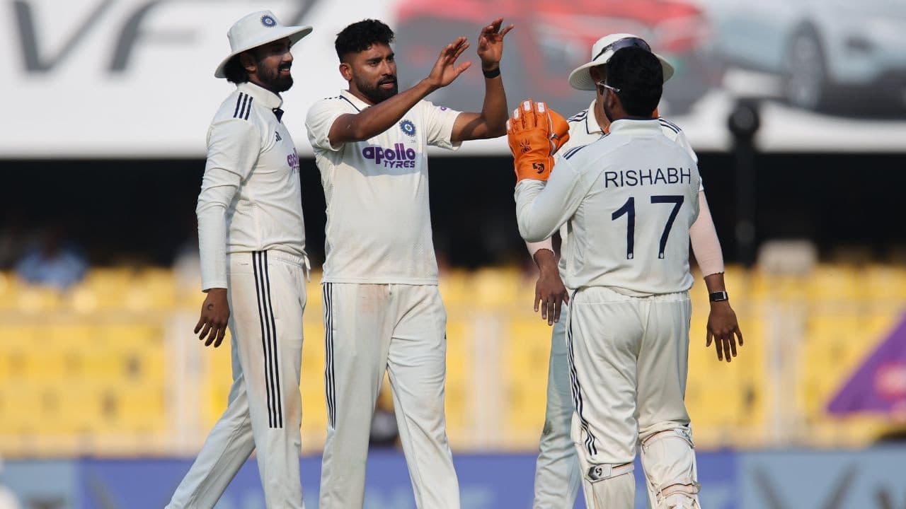 साउथ अफ्रीका के खिलाफ 'सूपड़ा साफ' होने के बाद ICC ने भी दिया भारत को झटका, अपनाया दोहरा रवैया | icc give rating very good perth and india pitches satisfactory