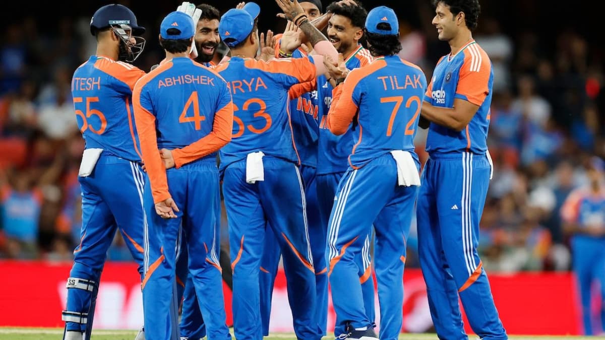 साउथ अफ्रीका के खिलाफ वनडे और टी20 सीरीज के स्क्वाड का आज होगा ऐलान, जानें किसे मिल सकती है जगह | ind vs sa india squad likely announced today for odi and t20i series against south africa