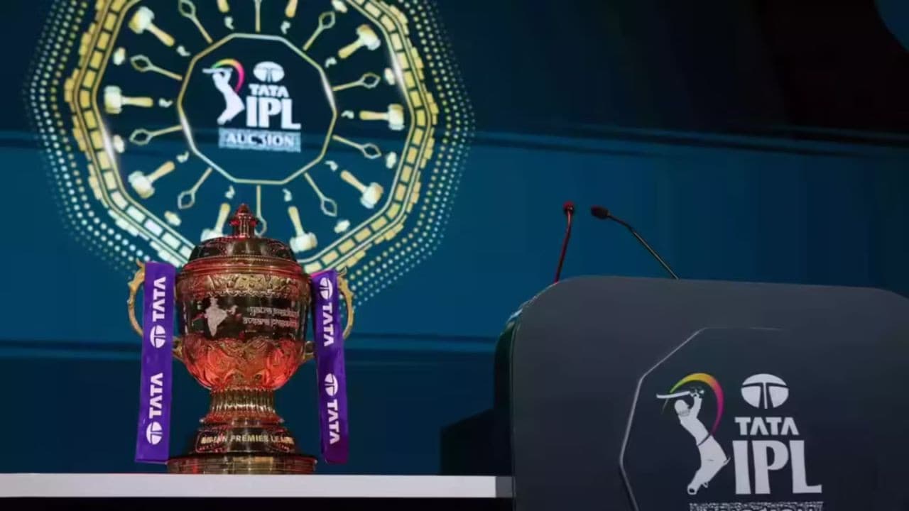 IPL 2026 ऑक्शन से पहले ही BCCI ने 1000 से ज्यादा खिलाड़ियो को किया बाहर, 350 खिलाड़ियों पर लगेगी बोली | BCCI drops over 1000 players ahead IPL 2026 mini auction quinton de kock surprise entry