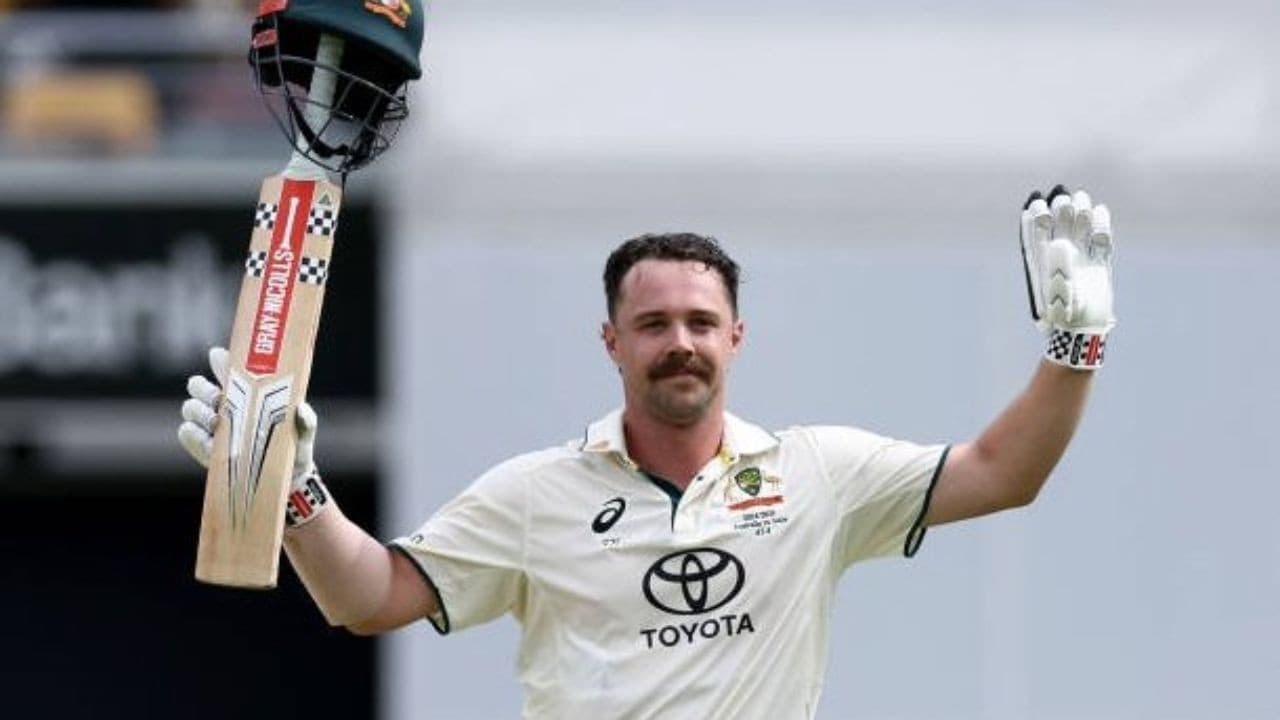 Ashes 2025: ट्रेविस हेड के तूफान में उड़ा इंग्लैंड, एडिलेड में विस्फोटक शतक लगाते हुए रचा इतिहास | ashes 2025 travis head hits century against england in Adelaide