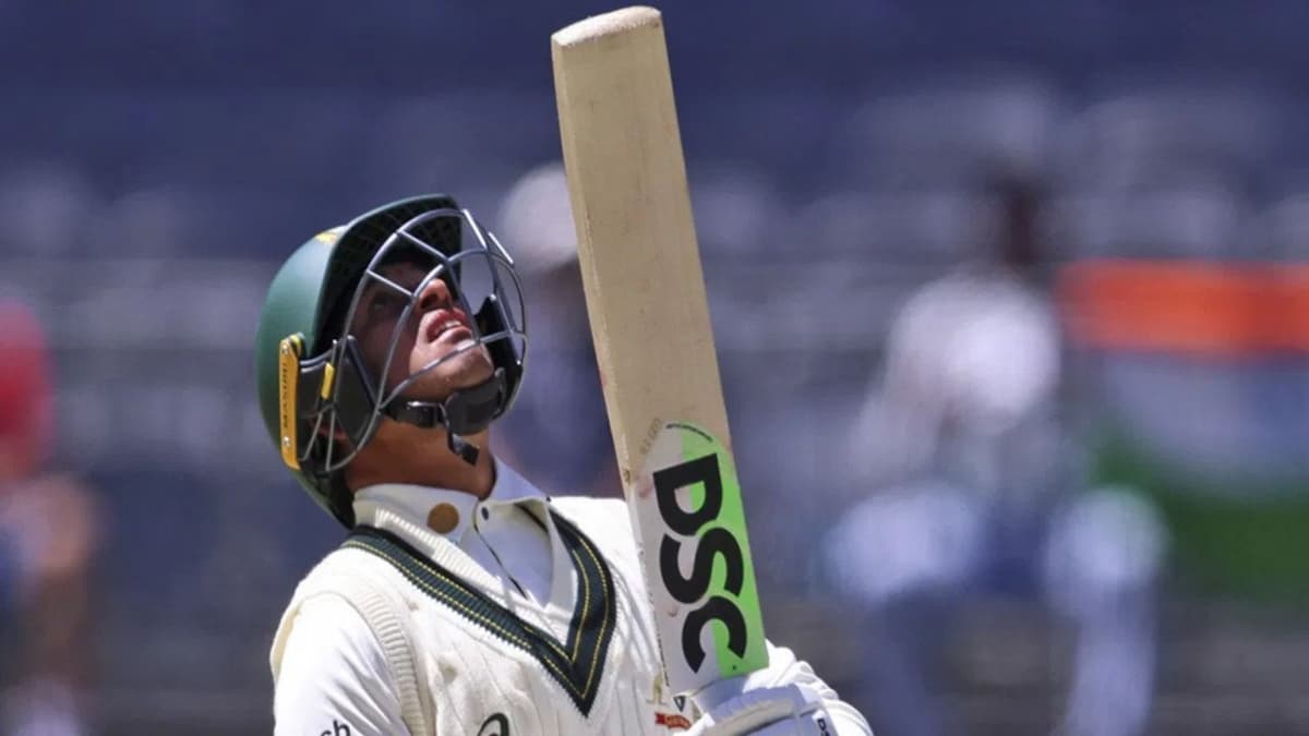 AUS vs ENG Ashes 2025-26: दूसरे टेस्ट से बाहर हुए उस्मान ख्वाजा