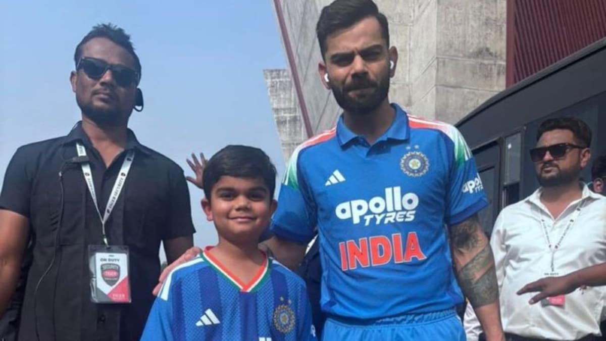 'रोहित वो देख मेरा डुप्लिकेट...,' विराट कोहली ने दिखाया अपना हमशक्ल तो हैरान रह गए हिटमैन! | ind vs nz Virat Kohli showed Rohit Sharma his look alike