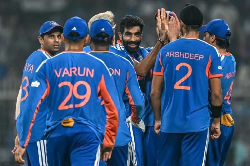 India beat WI by 5 wickets to reach the semi-finals, setting a world record