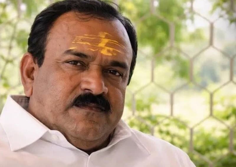 Congress leader made serious allegations against the government in the Ashok Kharat case.