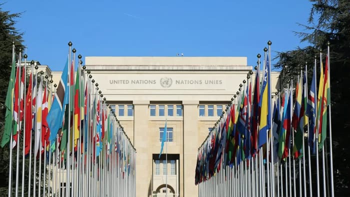 UN में ब्रिटेन के खिलाफ किस प्रस्ताव पर भारत ने किया वोट?लंदन की बढ़ी टेंशन