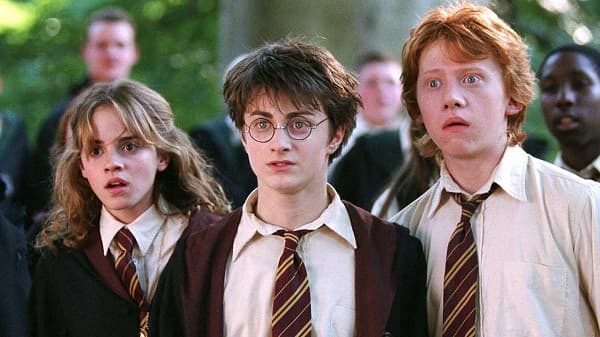 How was the Harry Potter "magic bus" scene shot? The on-screen magic wasn't just VFX.