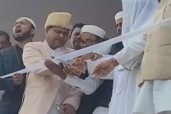 Humayun Kabir to field a Muslim candidate against Mamata.