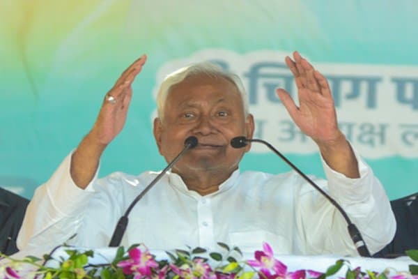 नीतीश कुमार निर्विरोध चुने गए JDU के राष्ट्रीय अध्यक्ष, किसी और ने नहीं भरा नामांकन