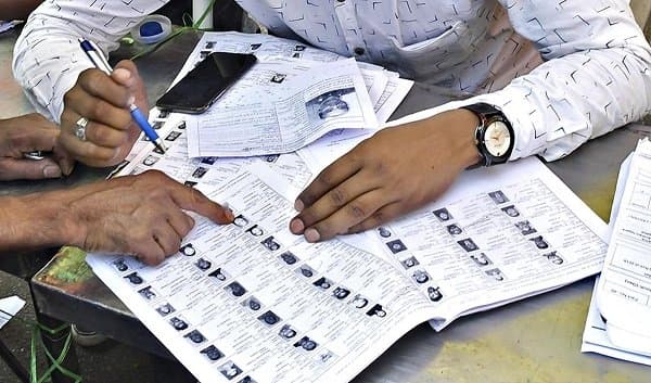 मतदाता सूची का बड़ा ‘क्लीनअप’: 12 राज्यों में 7.2 करोड़ नाम हटे, 2 करोड़ नए जुड़े; नेट घटकर 5.2 करोड़