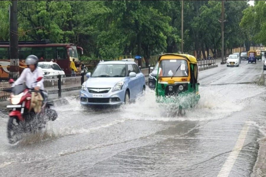 झारखंड में बारिश जारी, रांची सहित 5 जिलों के लिए येलो अलर्ट जारी