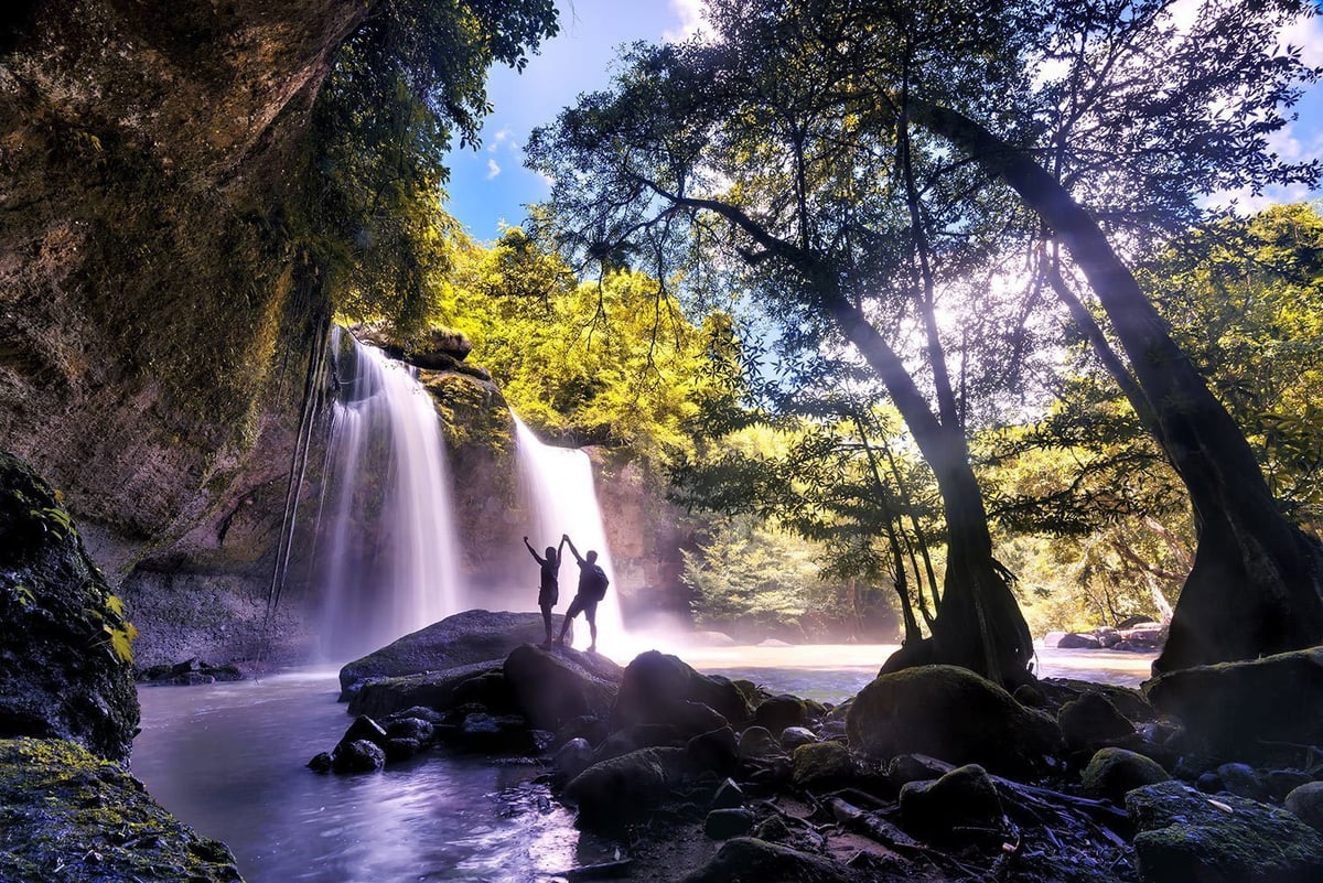 Canadian doctors are prescribing free passes to national parks to treat patients