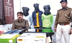 सोपोडेरा में चोरी कांड का खुलासा, 6 आरोपी गिरफ्तार कई सामान बरामद