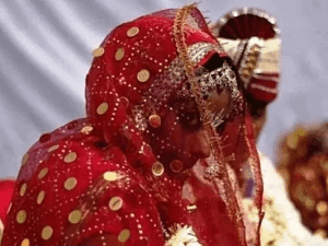 पंचायत का तलिबानी फरमान : नाबालिग लड़की की शादी रुकवाई तो पुलिस बुलाने वाले युवक पर लगाया तीन लाख रुपये का जुर्माना