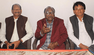 लोबिन का सीएम और राजीव रंजन पर हमला, कहाबोका बनाना बंद करें महाधिवक्ता को हटाएं