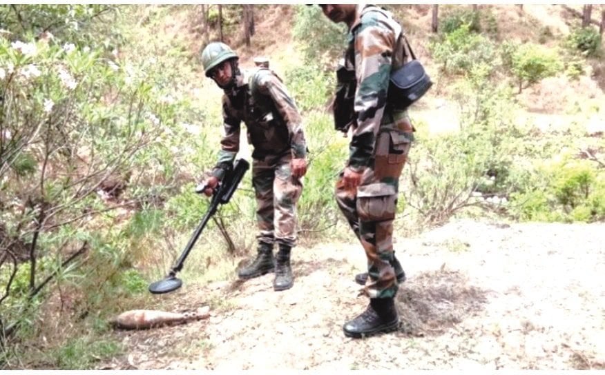 सर्च अभियान के दौरान लूटा फाटा में सुरक्षाबलों ने आईईडी किया बरामद