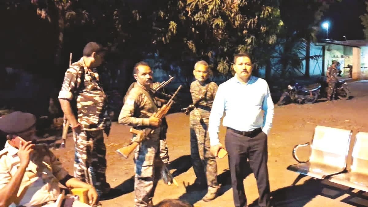 शैलपुत्री आयरन के उत्पाद का डुप्लीकेसी के आरोप में रिसकॉन स्टील में रेड