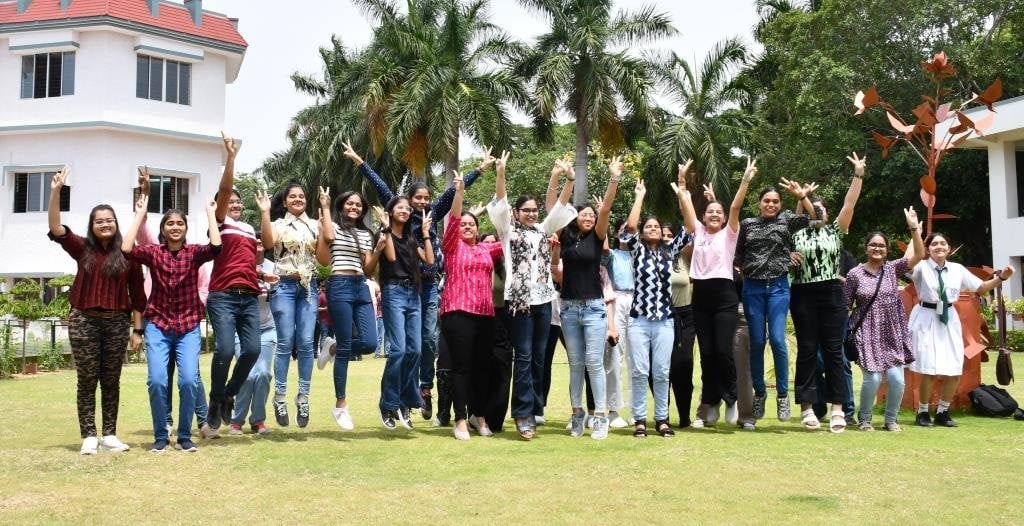 डीपीएस राँची का सीबीएसई-23 में शानदार प्रदर्शन