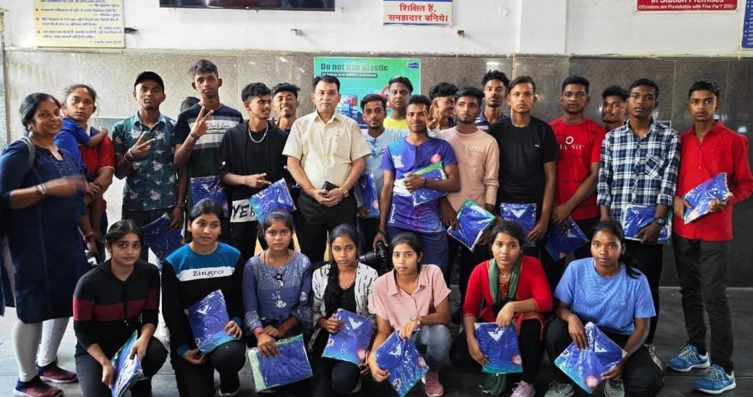 झारखंड जूनियर थ्रोबॉल टीम ऊना रवाना, 33वीं जूनियर राष्ट्रीय थ्रोबॉल प्रतियोगिता में लेगी भाग