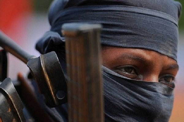 बीजेपी नेता से पीएलएफआई सुप्रीमो ने रंगदारी में मांगी एके-47 नहीं देने पर अंजाम भुगतने की धमकी