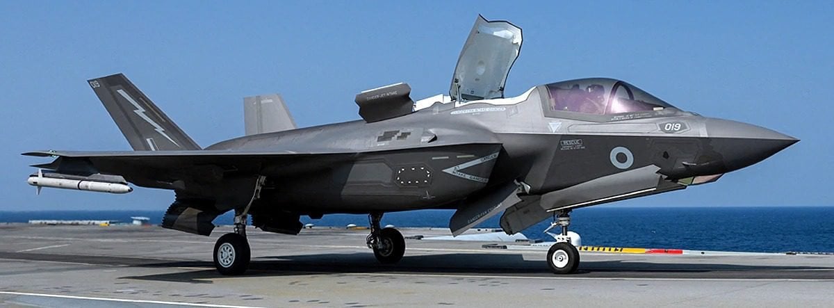 F-35 FIGHTER JET