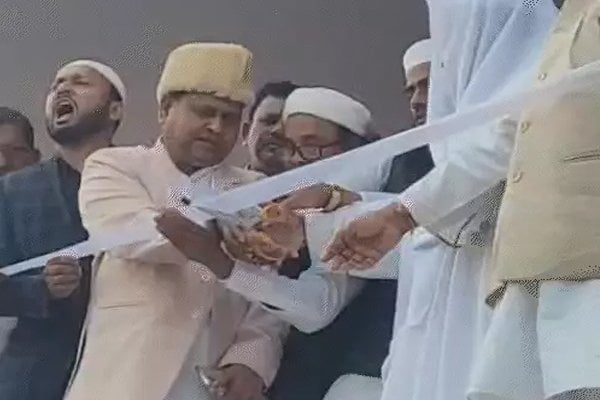 Humayun Kabir to field a Muslim candidate against Mamata.