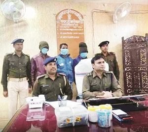 बस से दो किलो अफीम दिल्ली ले जा रहे तीन तस्कर गिरफ्तार