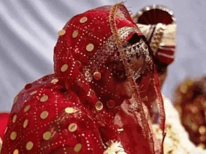 पंचायत का तलिबानी फरमान : नाबालिग लड़की की शादी रुकवाई तो पुलिस बुलाने वाले युवक पर लगाया तीन लाख रुपये का जुर्माना