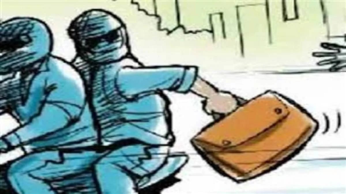 दुमका में दिन दहाड़े एक लाख रुपये की छिनतई