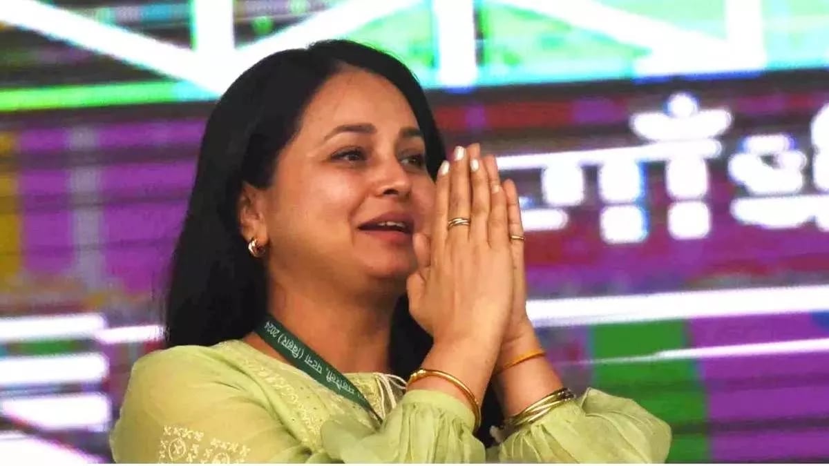 रोहिणी आचार्य का सोशल मीडिया अकाउंट 8 घंटे तक रहा लॉक, अनलॉक होने के बाद पोस्ट हुआ गायब