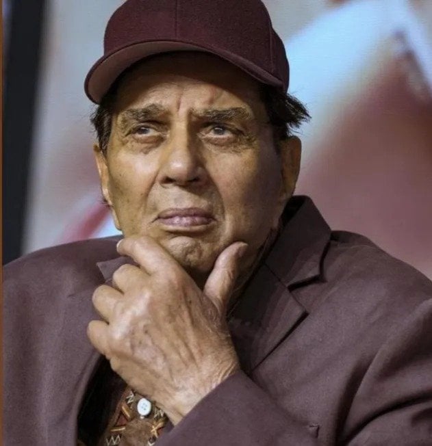 Dharmendra को क्यों दी गई चुप-चाप अंतिम विदाई? फैन्स से छीना आख़िरी