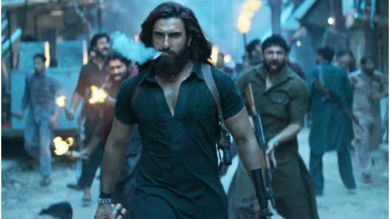 रणवीर सिंह बने बालीवुड की नई 'खान', धुरंधर को 700 करोड़ पार कराकर रचा बॉलीवुड का नया इतिहास | Dhurandhar Creates History First Bollywood Film To Cross 700 Crore Net Collection