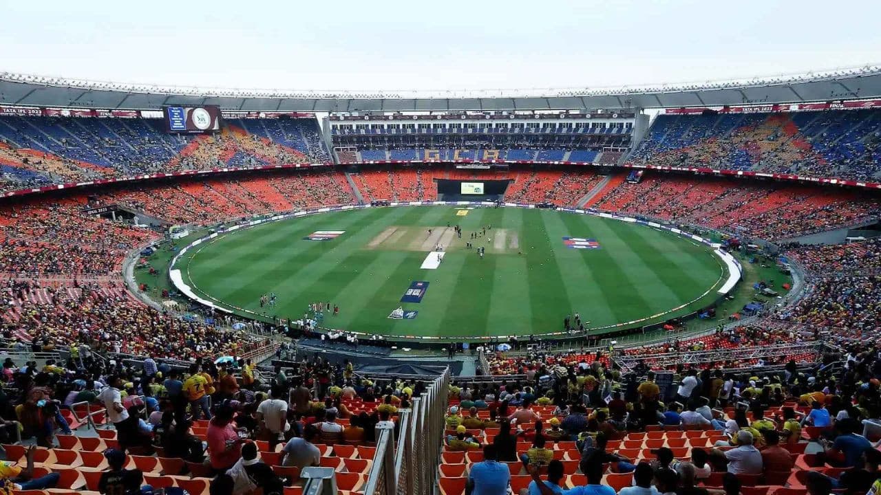 IND vs SA: अहमदाबाद में बारिश बनेगी विलेन! मौसम, पिच से लेकर हेड टू हेड रिकॉर्ड तक, एक क्लिक में देखें पूरी डिटेल्स | ind vs sa 5th t20i Ahmedabad weather and pitch report head to head record india south africa match
