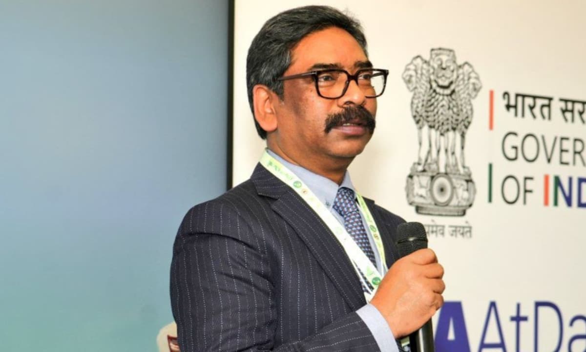 झारखंड में औद्योगिक क्रांति का नया दौर! मुख्यमंत्री हेमंत सोरेन के नेतृत्व में ₹1.27 लाख करोड़ का निवेश प्रस्ताव।
