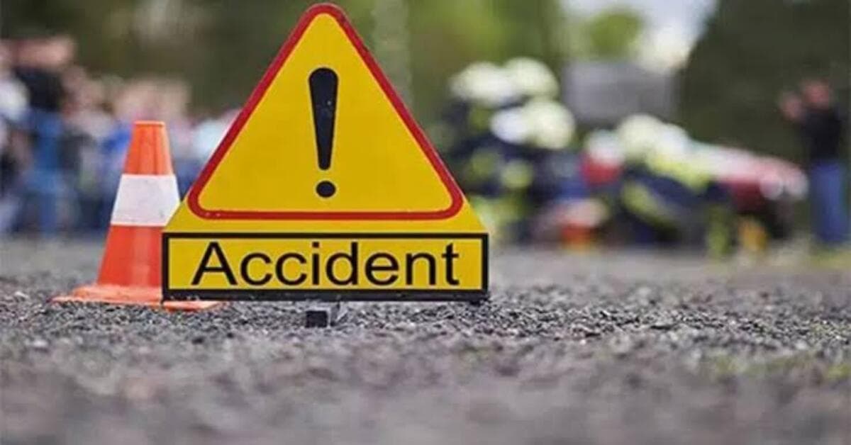 Palamu News : ट्रैक्टर दुर्घटना में युवक की मौत, एक गंभीर रूप से घायल