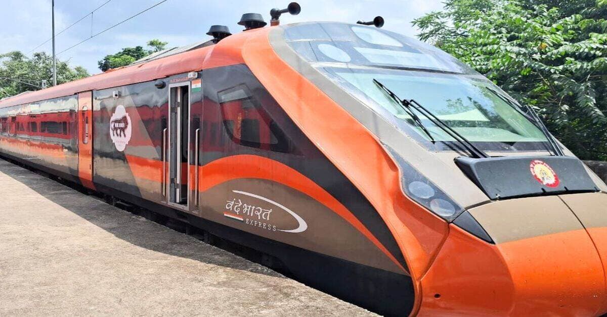 Vande Bharat Dispute: दही के मामले में अमूल ने दी सफाई, ‘कीड़े मिलना असंभव’, गंदी ट्रे पर ठीकरा फोड़ा