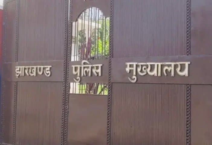 एजी रिपोर्ट में चौकाने वाला खुलासा: 13 कोषागारों से 31.47 करोड़ की अवैध निकासी, 614 पुलिसकर्मियों में कई डीएसपी शामिल।