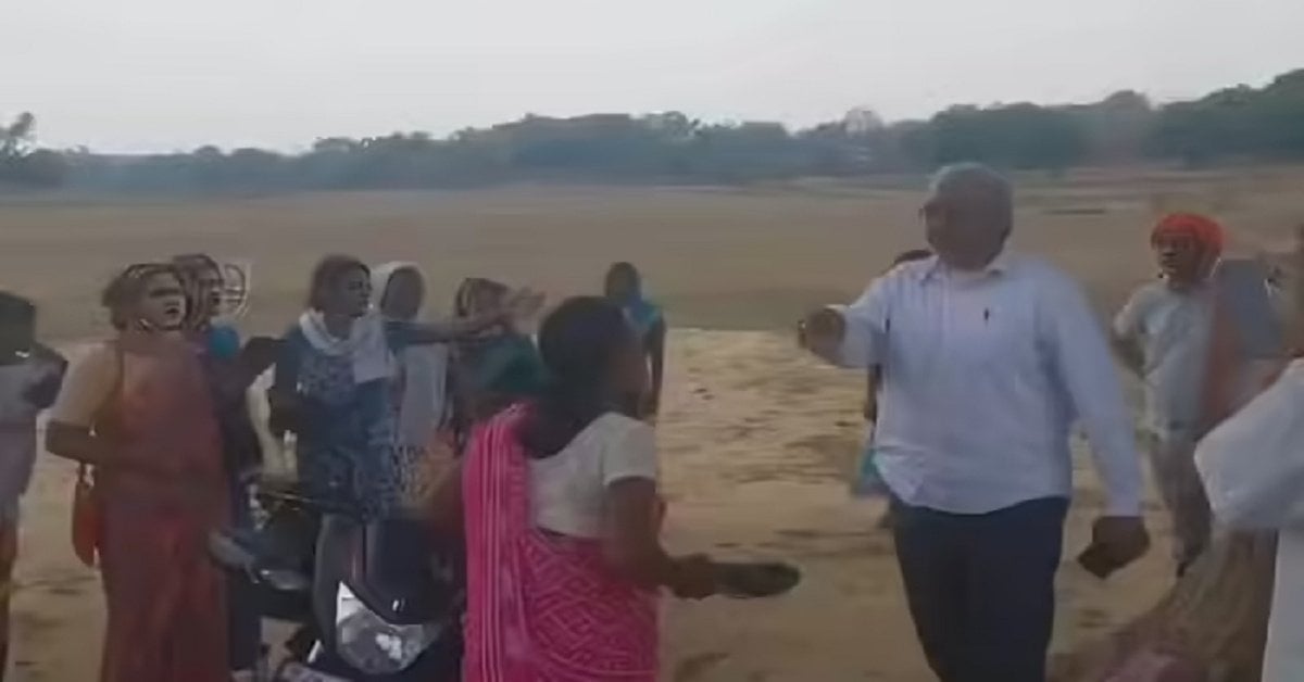 Gumla Crime: विवादित जमीन की मापी करने पहुंची अंचल कार्यालय की टीम पर हमला; महिला ने राजस्वकर्मी को चप्पल से पीटा