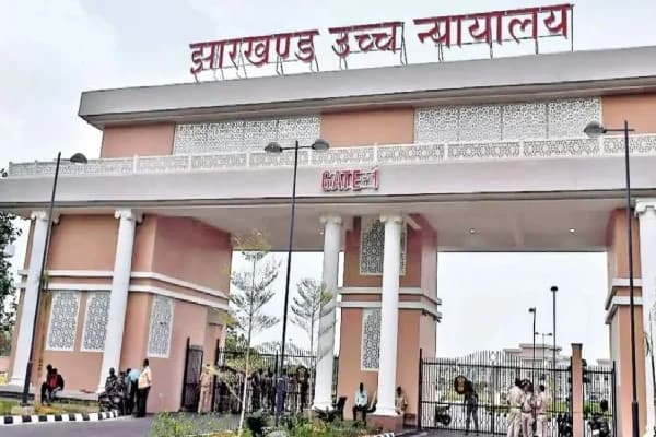 जमीन विवाद पर हाईकोर्ट का बड़ा फैसला, अधिकारियों द्वारा जमीन नापी पर लगाई रोक