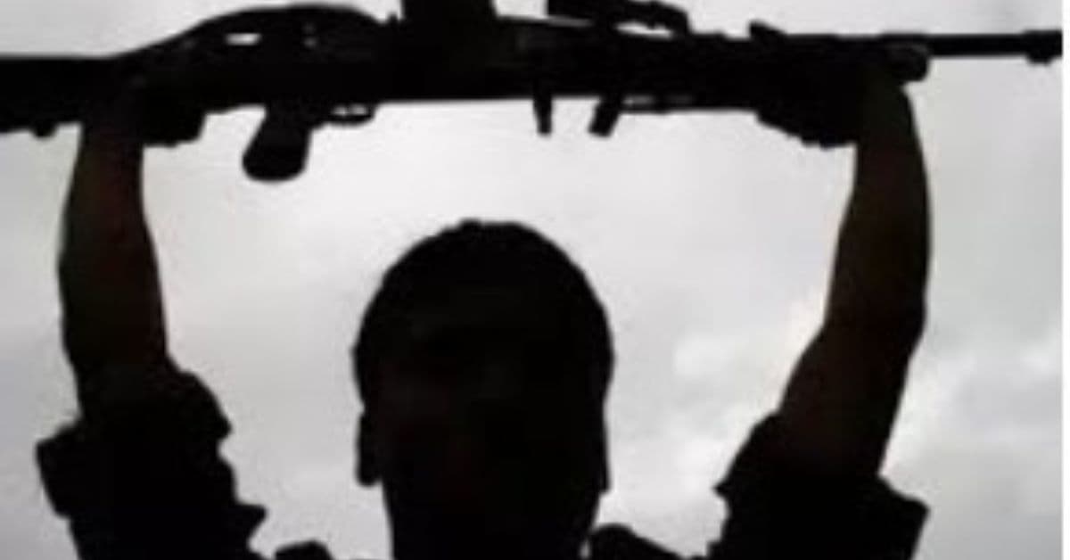 Naxalite Surrender : नक्सलियों के टेक्निकल विंग के हेड 25 लाख के इनामी नरहरि उर्फ विश्वनाथ ने किया सरेंडर