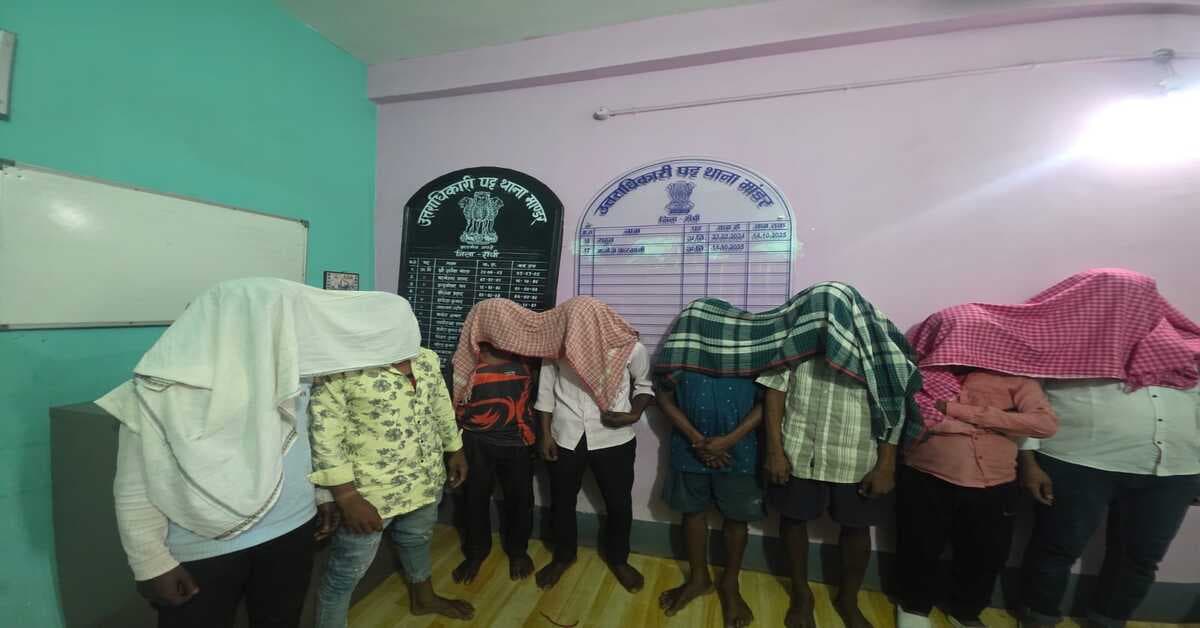 RANCHI NEWS : आधी रात को पुलिस की बड़ी कार्रवाई, 100 से अधिक वारंटी और अपराधी को किया गिरफ्तार