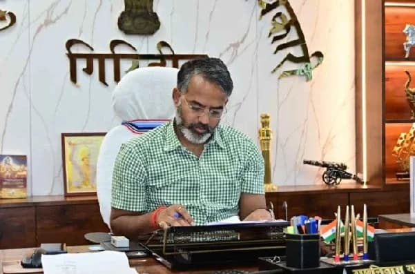 गिरिडीह में घर के पास मिलेगा राजस्व सेवाओं का लाभ, 129 पंचायतों में लगेंगे विशेष शिविर