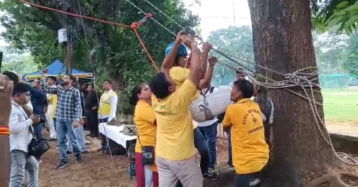 जमशेदपुर: संभावित हवाई हमले से निपटने के लिए संयुक्त मॉक ड्रिल आयोजित