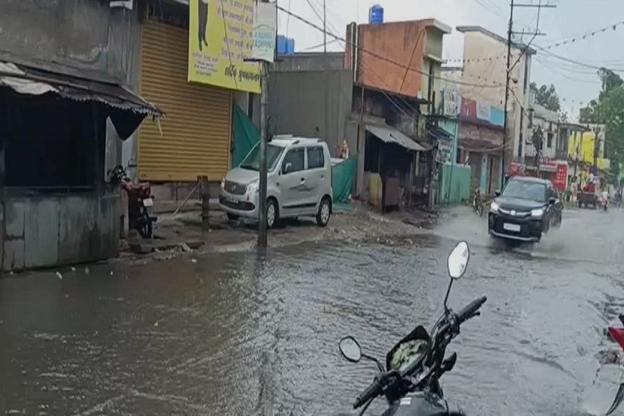 CHANDIL_water.jpg