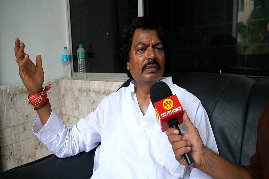 YOGENDRA1.jpg
