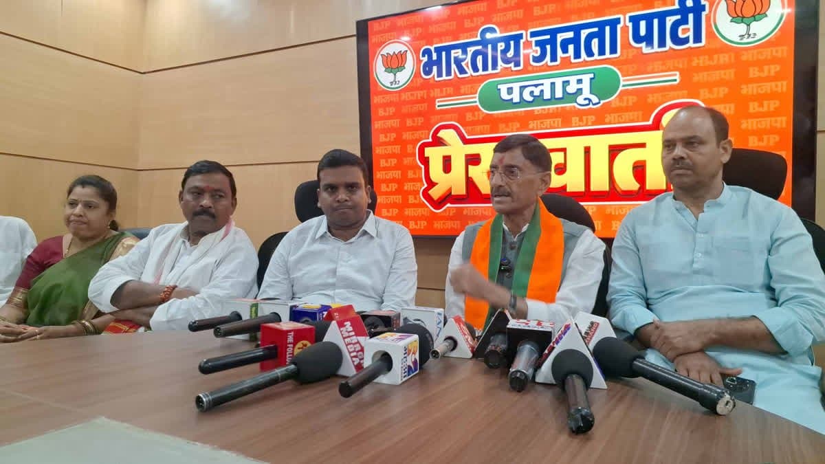 विदेशी पैसे से गृहयुद्ध की रची जा रही साजिश : रक्षा राज्य मंत्री