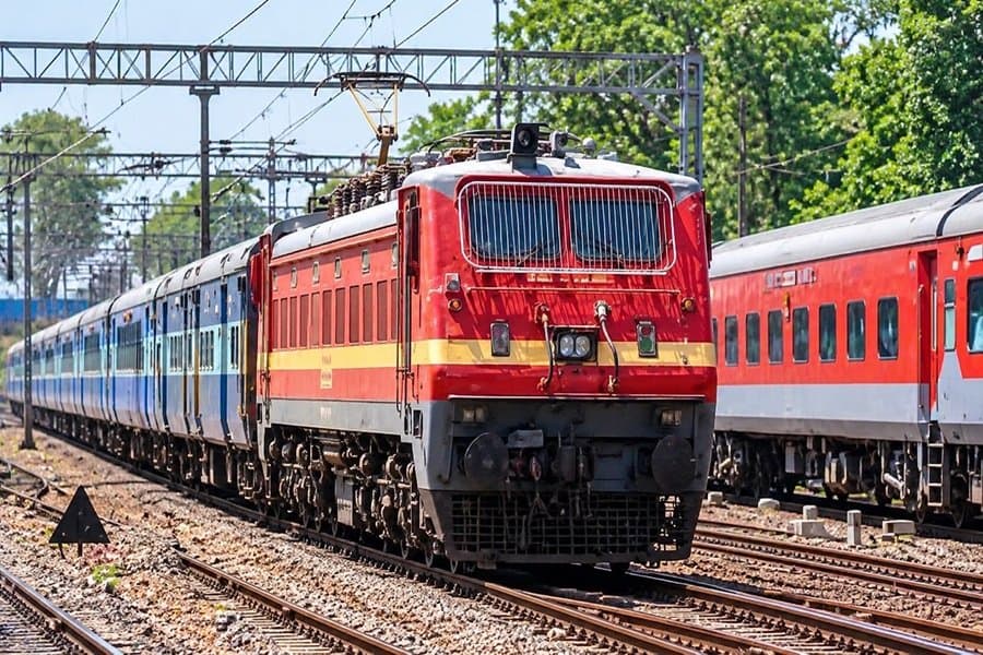 जामताड़ा: नवंबर में कई ट्रेनों का परिचालन प्रभावित—जानें रद्द होने वाली ट्रेनें