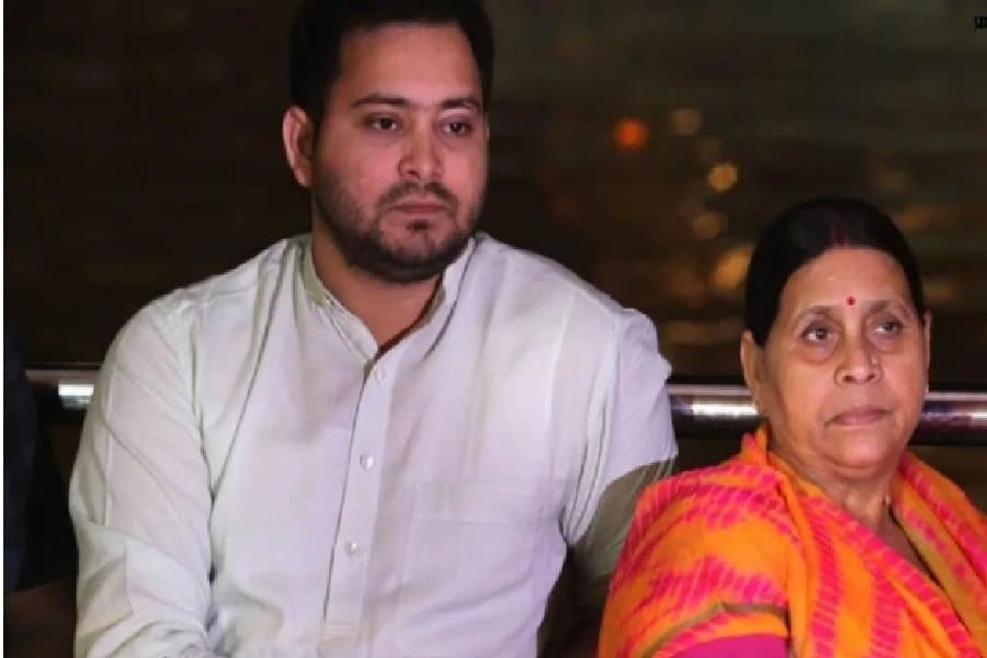 राबड़ी-तेजस्वी: मनी लॉन्ड्रिंग मामले में 19 नवंबर को सुनवाई—क्या होगा अगला फैसला?