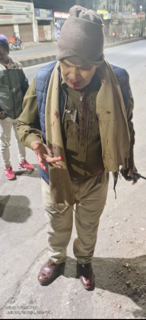 रांची पुलिस पर हमला, दो अफसर घायल 6 Screenshot 2023 0201 150008